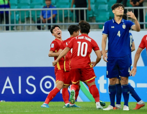 Hoàng Đức: Mong U23 Việt Nam tự tin, đoàn kết và chiến thắng U23 Malaysia - Ảnh 2.