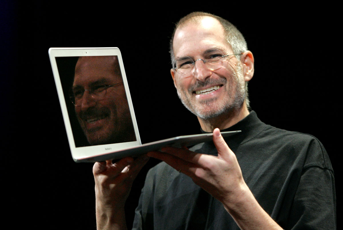 Sững sờ trước bức thư chiêu mộ nhân tài của Steve Jobs: Không chức danh, không triển vọng nhưng khiến đối phương tiếc nuối cả đời