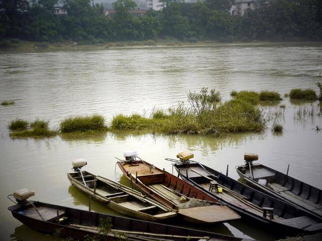 Kỳ lạ cổ trấn nổi trên mặt nước ở Trung Quốc: Chỉ di chuyển bằng thuyền, là thiên đường dành cho phái nữ muốn giảm cân  - Ảnh 3.
