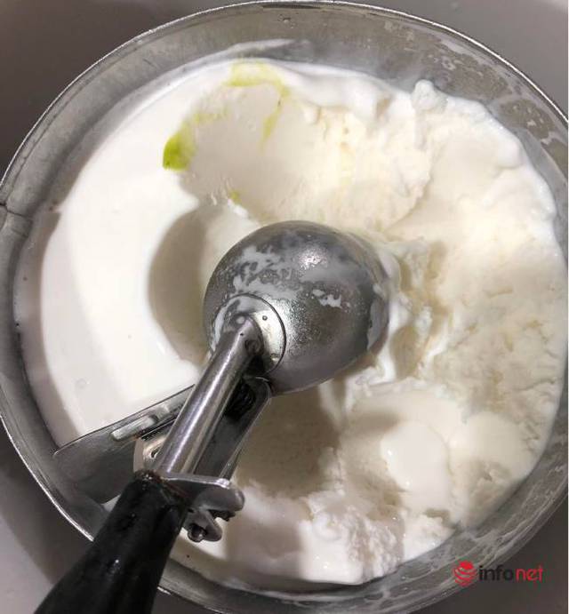 Quầy kem bơ hơn 30 năm tuổi nức tiếng Đà Nẵng, ngày bán hơn nghìn cốc, khách xếp hàng chờ - Ảnh 4.