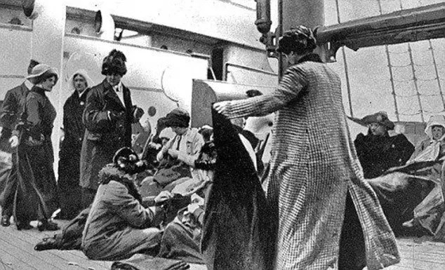 Chuyện chưa kể về những ân nhân tình cờ trong thảm họa Titanic: Ấm áp lòng người giữa đêm băng lạnh giá và cuộc đua phép màu với tử thần - Ảnh 6.