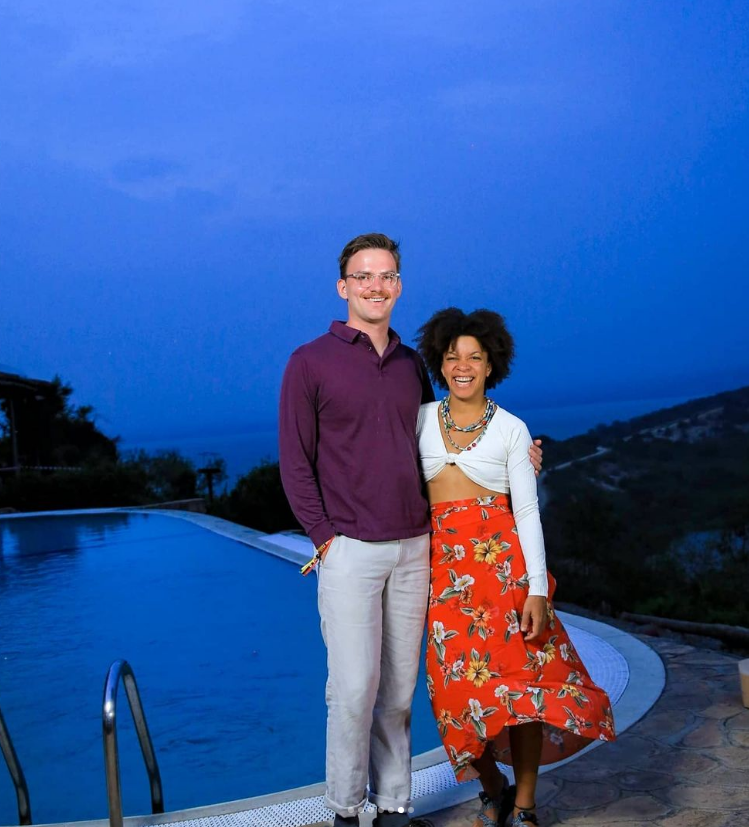 Cô gái 31 tuổi từ bỏ công việc mơ ước ở phố Wall, một mình đi du lịch vòng quanh thế giới: “Tôi chắc chắn mình sẽ hối hận nếu không làm điều đó” - Ảnh 3. Cô gái 31 tuổi từ bỏ công việc mơ ước ở phố Wall, một mình đi du lịch vòng quanh thế giới: “Tôi chắc chắn mình sẽ hối hận nếu không làm điều đó” - Ảnh 3.