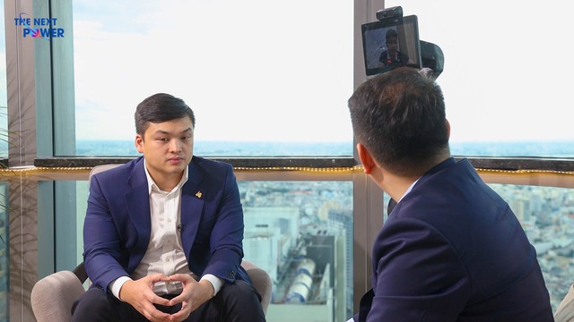 CEO Xây dựng Hoà Bình: 6 tuổi theo cha lên công trường, giữ ghế CEO ở tuổi 28 và hành trình tái cấu trúc tập đoàn xây dựng lớn nhất Việt Nam - Ảnh 1.
