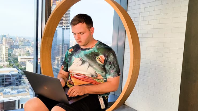 Kiếm 6,3 tỷ đồng mỗi năm, kỹ sư Google vẫn miệt mài dùng mã giảm giá giữa lạm phát, tiết kiệm mua được nhà trong đại dịch - Ảnh 4. Kiếm 6,3 tỷ đồng mỗi năm, kỹ sư Google vẫn miệt mài dùng mã giảm giá giữa lạm phát, tiết kiệm mua được nhà trong đại dịch - Ảnh 4.