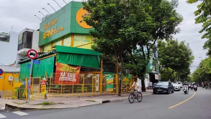  Hàng trăm cửa hàng Bách Hóa Xanh đóng cửa trả mặt bằng  - Ảnh 2.