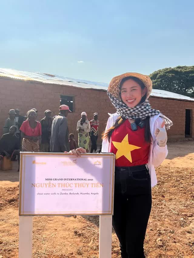 Hoa hậu Thùy Tiên làm điều ý nghĩa cho người dân Angola - Ảnh 6.