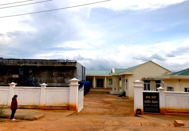Cận cảnh nhà máy nước 116 tỷ đồng làm xong rồi đắp chiếu - Ảnh 3. Cận cảnh nhà máy nước 116 tỷ đồng làm xong rồi đắp chiếu - Ảnh 3.