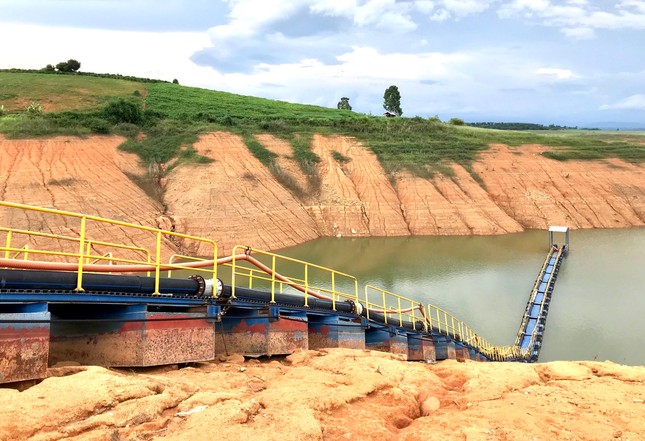 Cận cảnh nhà máy nước 116 tỷ đồng làm xong rồi đắp chiếu - Ảnh 8. Cận cảnh nhà máy nước 116 tỷ đồng làm xong rồi đắp chiếu - Ảnh 8.