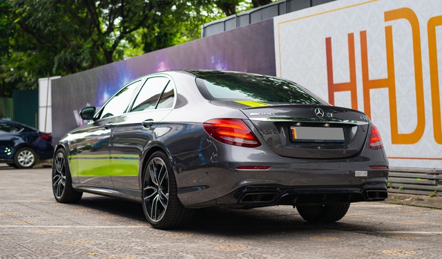 Chiếc Mercedes-Benz này chạy 120.000km vẫn có giá 2,4 tỷ đồng nhờ tiền nâng cấp đồ chơi bằng 1/3 giá trị xe - Ảnh 3.