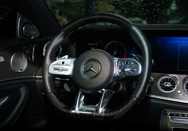 Chiếc Mercedes-Benz này chạy 120.000km vẫn có giá 2,4 tỷ đồng nhờ tiền nâng cấp đồ chơi bằng 1/3 giá trị xe - Ảnh 22.
