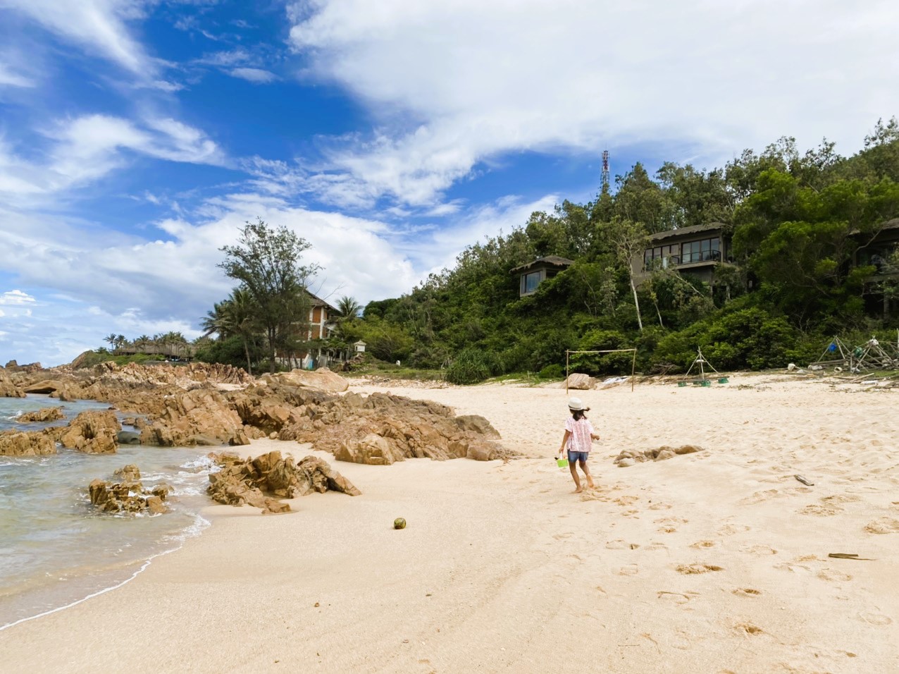 クイニョンを探索するのに1週間かかる費用は1300万ドンです-写真2。