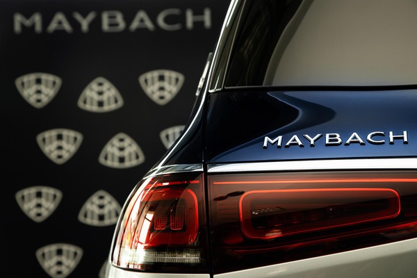 Mercedes-Maybach GLS 600 Edition 100 chính hãng đầu tiên về Việt Nam: Thích hợp cho những chủ tịch thích chơi trội - Ảnh 18.
