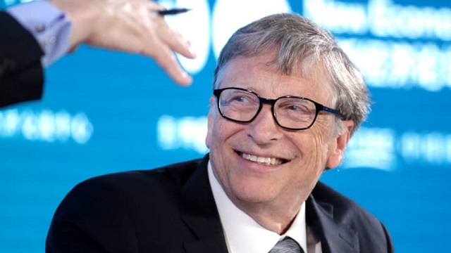 Bill Gates nói gì khi được hỏi ‘thấy 100 USD dưới đất, ông có nhặt lên không’? - Ảnh 1.