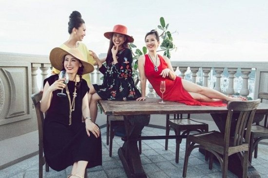 Cuộc sống viên mãn của doanh nhân - Hoa hậu Hà Kiều Anh trong các cơ ngơi hàng trăm tỉ đồng - Ảnh 15.