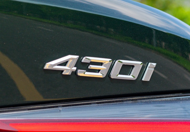 Mua xe sớm, chủ nhân BMW 430i Convertible nhanh chóng bán xe sau 9.000 km với giá 3,5 tỷ đồng - Ảnh 17.