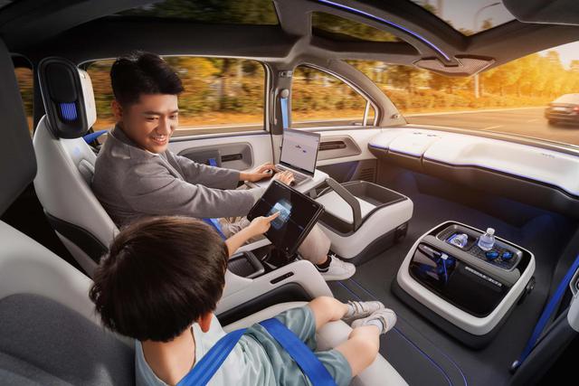  Hãng công nghệ Trung Quốc ra mắt mẫu xe tự hành với vô lăng tháo rời, giá rẻ hơn cả xe Tesla  - Ảnh 3.