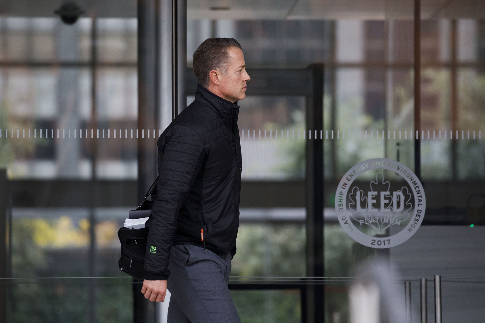 Quản gia" bí ẩn đứng sau Elon Musk: Người quản lý phần lớn tiền của tỷ phú  Tesla, lặng lẽ đứng sau ánh hào quang