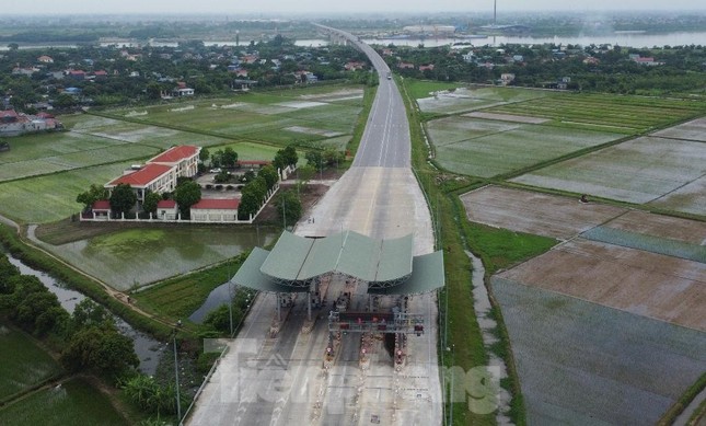 Bị vỡ phương án tài chính, nhà đầu tư cầu BOT Thái Hà muốn trả dự án - Ảnh 9.