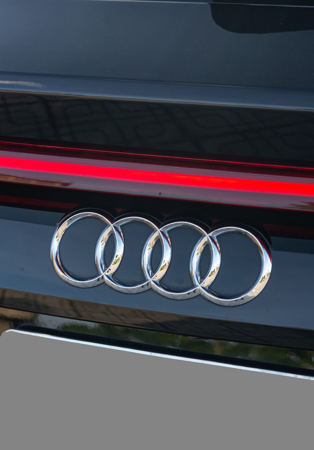 Mỗi tháng chạy 1.000km, chủ nhân Audi Q8 bán xe sau nửa năm với giá rẻ hơn 300 triệu - Ảnh 19.