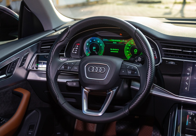Mỗi tháng chạy 1.000km, chủ nhân Audi Q8 bán xe sau nửa năm với giá rẻ hơn 300 triệu - Ảnh 23.