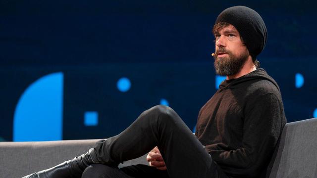  Dalio, Bill Gates và Jack Dorsey bắt đầu sự nghiệp của họ trước khi bước sang tuổi 15, và giờ họ đều là tỷ phú: Biết kiếm tiền càng sớm, tương lai càng ung dung!  - Ảnh 4.