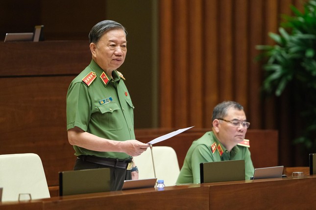 Facebook、Zalo、Youtubeの虚偽・捏造情報には厳正に対処する - 写真1.