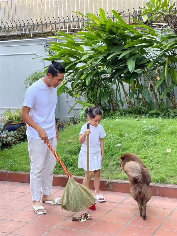 Ngắm trọn biệt thự ấm cúng của cặp đôi quyền lực Lưu Hương Giang - Hồ Hoài Anh - Ảnh 16.