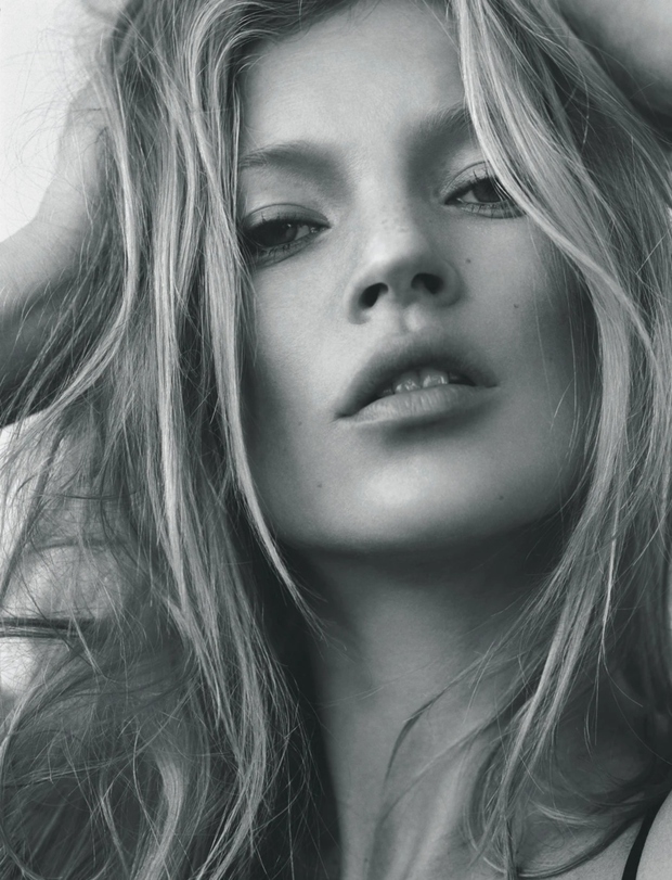 Kate Moss: Huyền thoại size 0, nàng thơ độc lạ không thể thay thế của làng mốt - Ảnh 4.