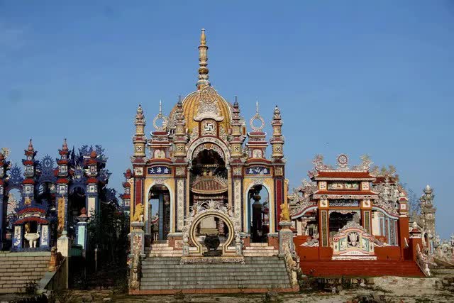  Cận cảnh thành phố lăng mộ xa hoa, tráng lệ độc nhất ở Thừa Thiên Huế - Ảnh 9.