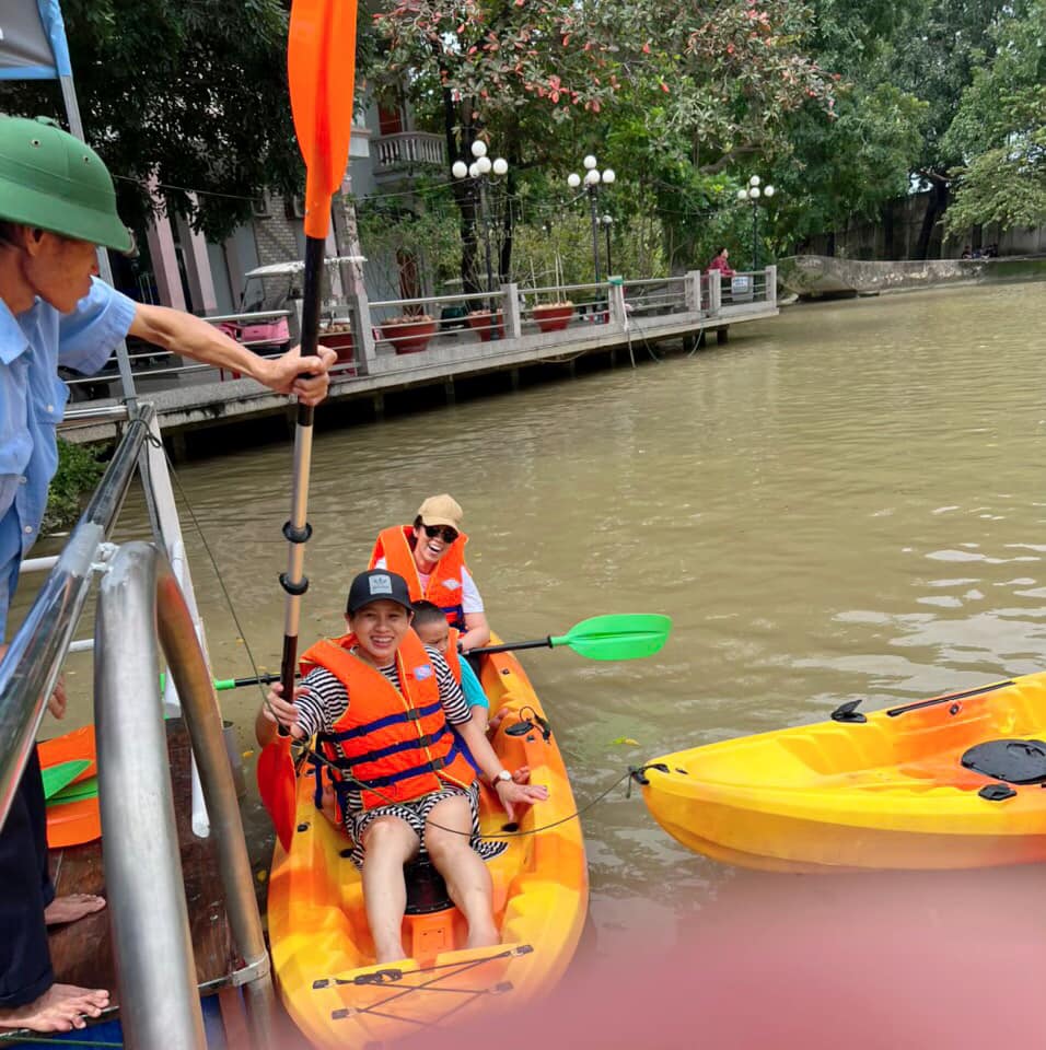 Những khu du lịch sinh thái trong lành chỉ cách TP.HCM chục phút đi xe cho dân văn phòng thư giãn cuối tuần - Ảnh 1.