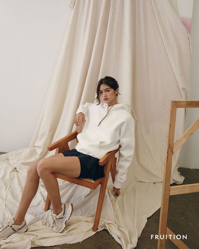 Khen cho màn hợp tác Nike x Jacquemus: Vẫn là đồ thể thao mà sang và cực hay - Ảnh 18.