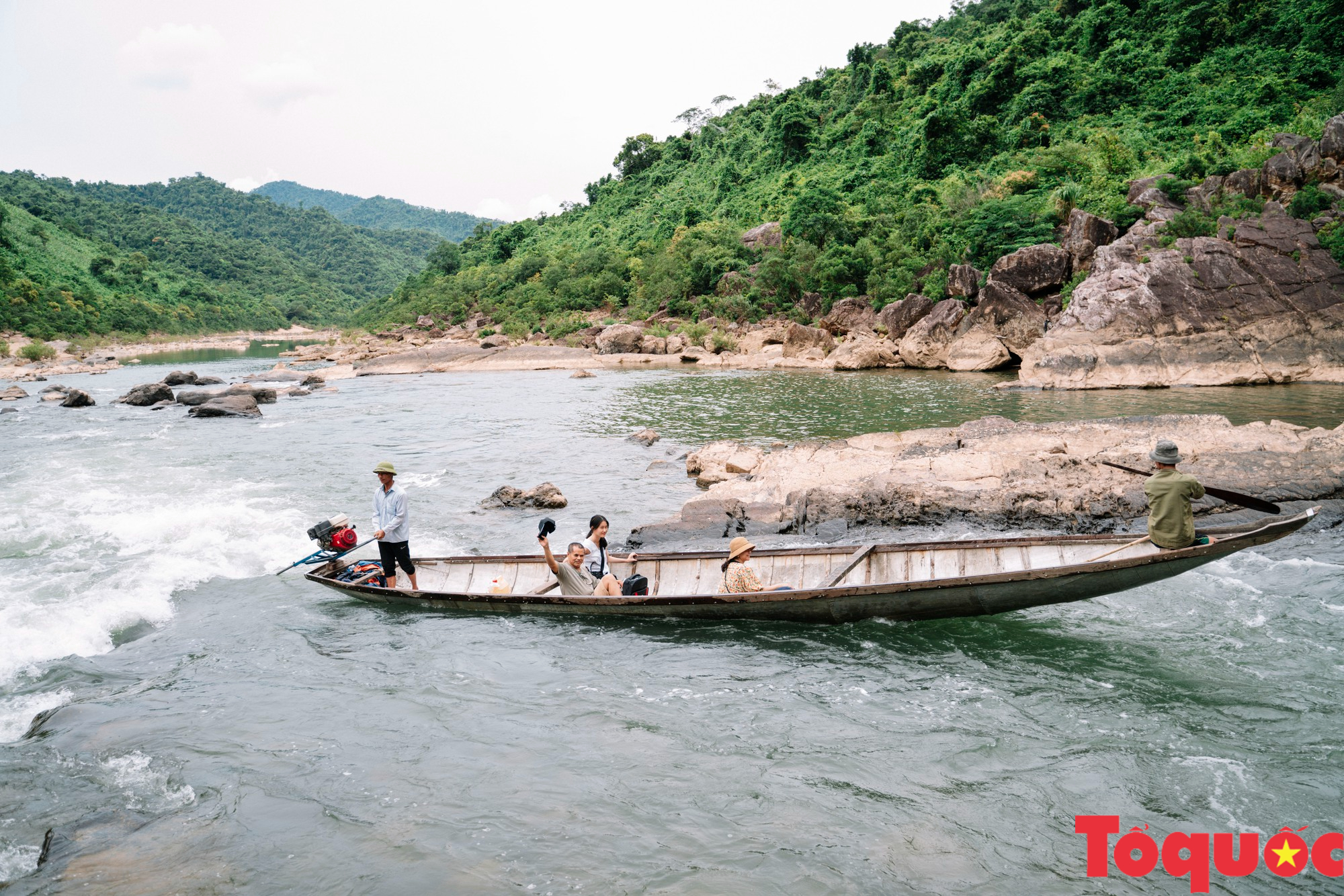 Thót tim vượt thác Tam Lu: Tour du lịch dành cho người ưa mạo hiểm - Ảnh 2.