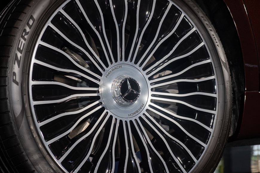 Ngồi thử Mercedes-Maybach S 680 giá 16 tỷ đồng tại Việt Nam: Đóng mở cửa như Rolls-Royce, ghế ông chủ có thể biến thành giường - Ảnh 7.