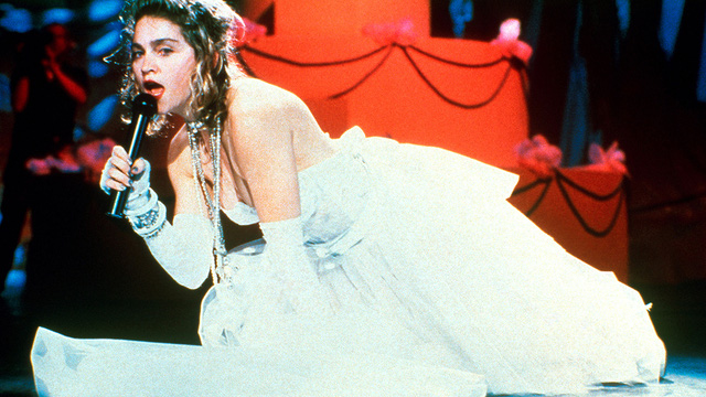 Madonna tiết lộ bộ trang phục suýt hủy hoại sự nghiệp - Ảnh 1.