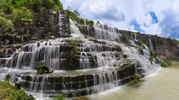 Bốn thác nước tuyệt đẹp của Việt Nam lên tem bưu chính - Ảnh 4.