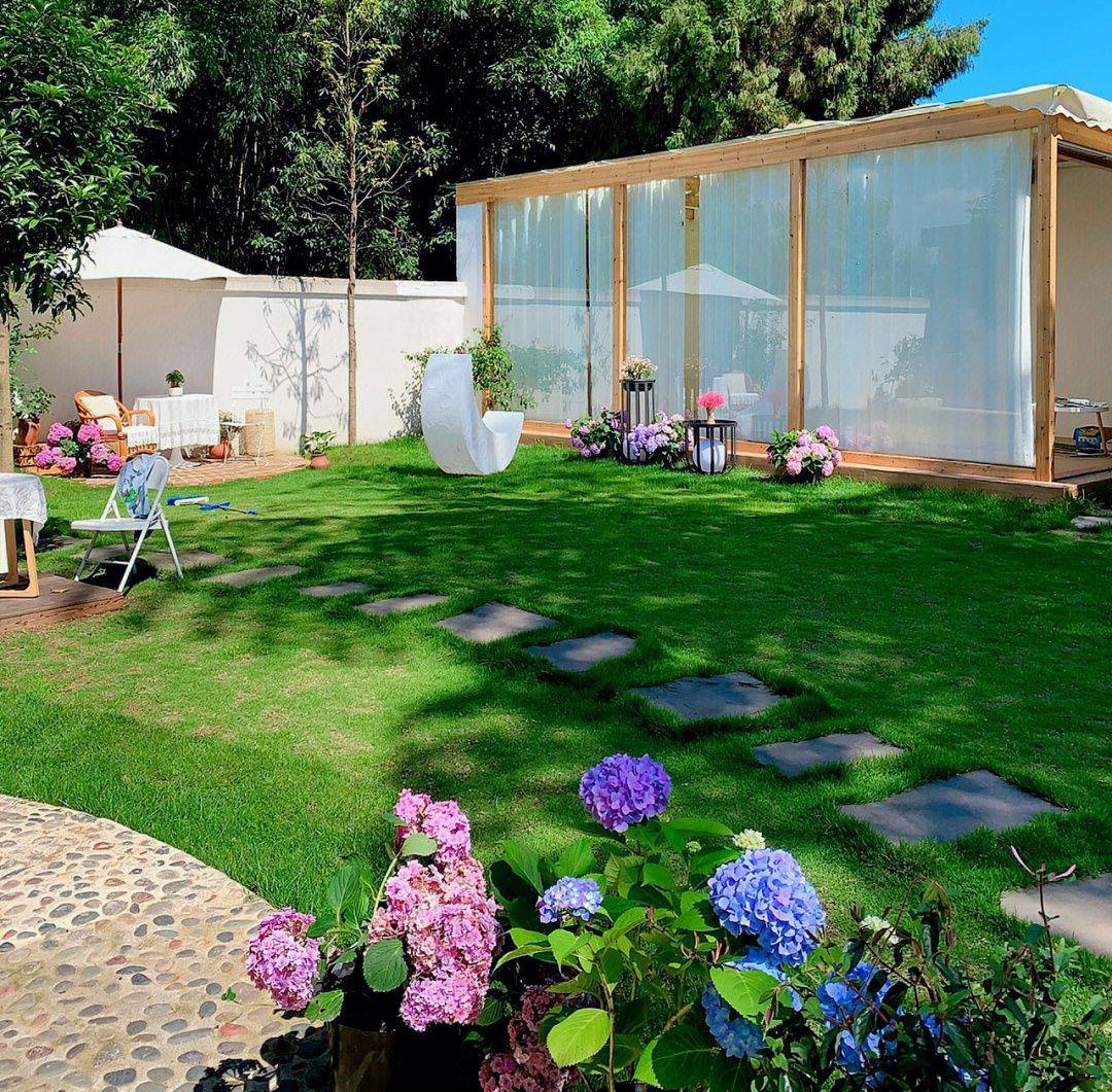 故郷に帰るために街を離れた9xの女の子は、リゾートのように美しい古い家を精力的に改装しました - 写真10.