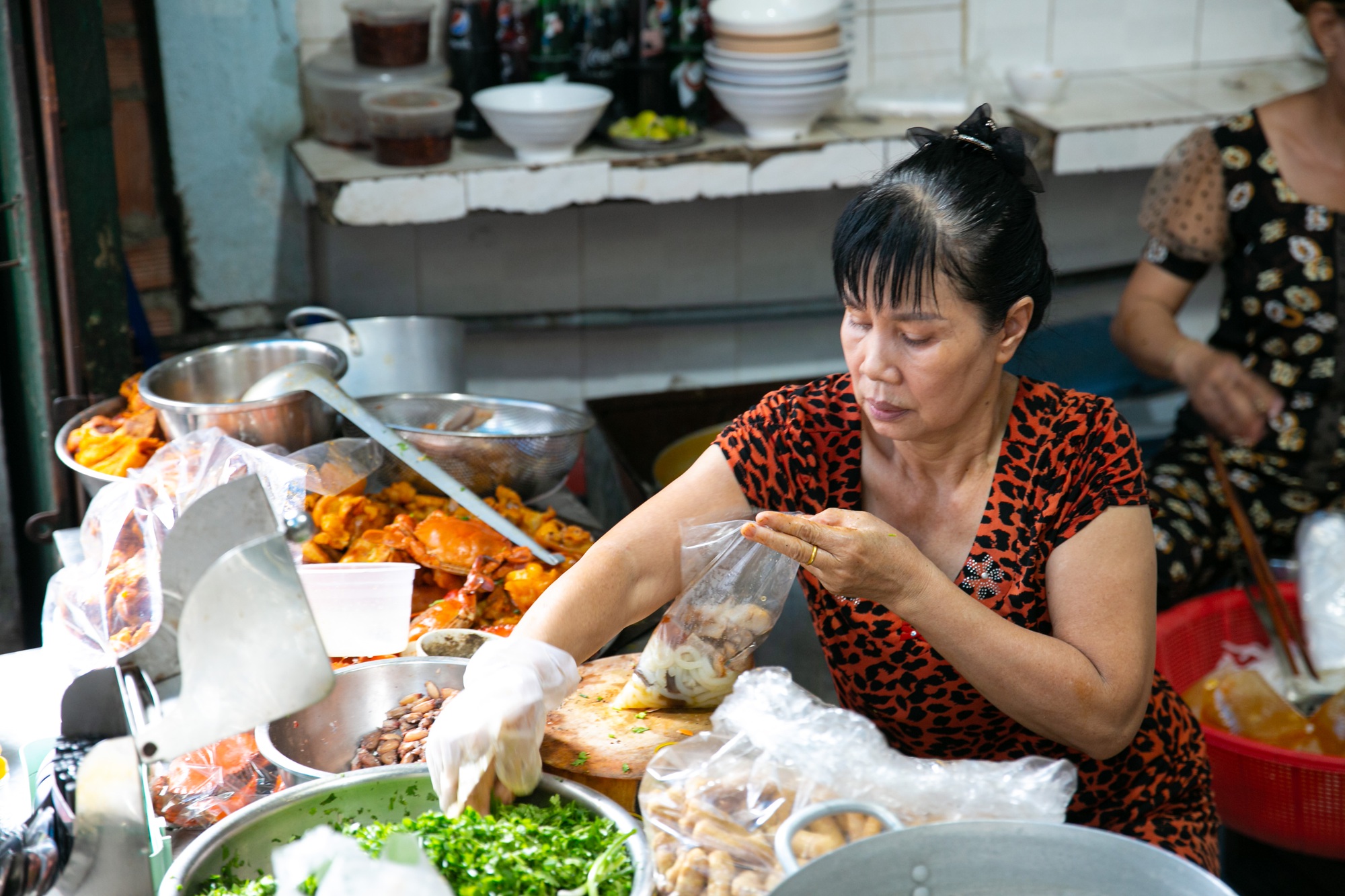 Quán ăn 7 ngày bán 7 món khác nhau, mang về doanh thu gần 20 triệu/ngày - Ảnh 2.