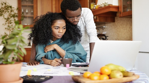 8 điều giúp hôn nhân thành công về mặt tài chính - Ảnh 2.