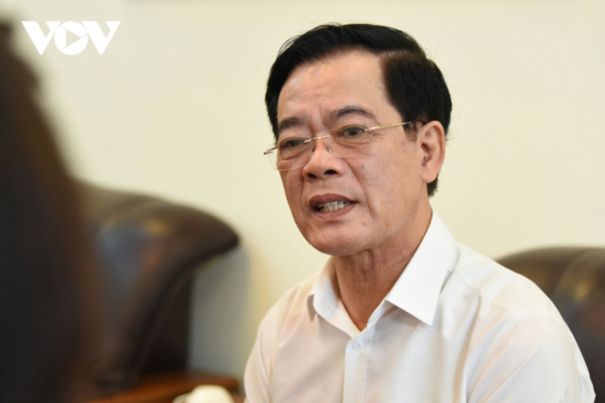 Từ vụ Việt Á: Làm gì để cán bộ vượt qua cám dỗ vật chất? - Ảnh 4.