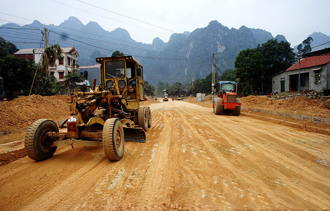 Lạng Sơn ra tối hậu thư với công tác giải phóng mặt bằng của loạt dự án khu đô thị - Ảnh 1.