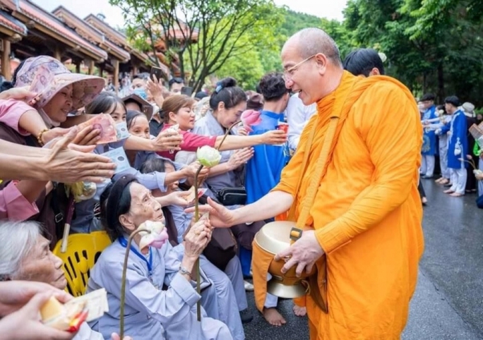 Quảng Bình lên tiếng về thông tin sai trong việc thuyên chuyển Đại đức Thích Trúc Thái Minh - Ảnh 2.