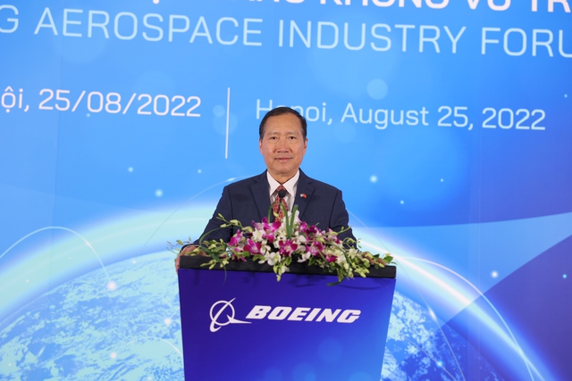 Tham vọng phát triển chuỗi cung ứng tại Việt Nam giống Samsung, Intel của ông lớn ngành hàng không vũ trụ - Ảnh 1.