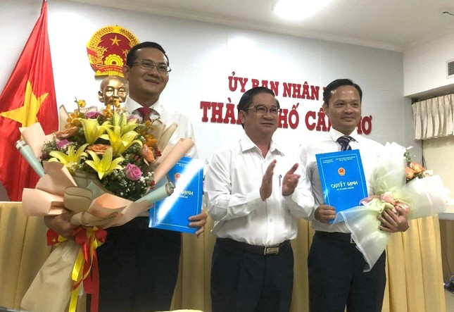 Con trai nguyên Bộ trưởng Y tế nhận quyết định bổ nhiệm Giám đốc Sở Y tế Cần Thơ - Ảnh 1.