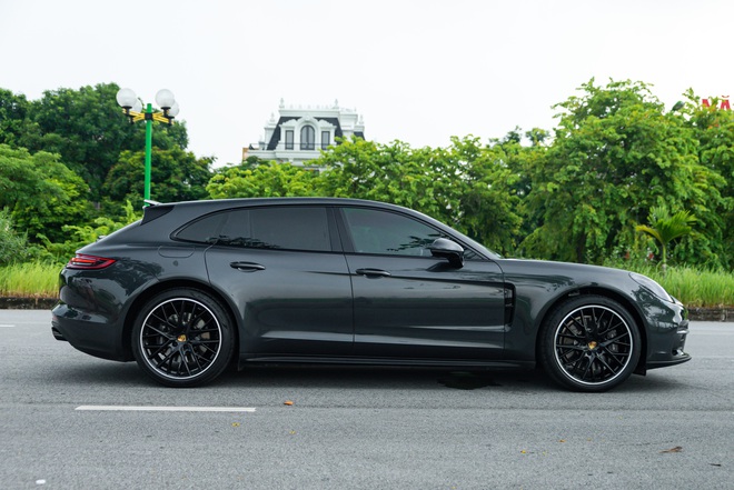 Porsche Panamera 4 Sport Turismo siêu hiếm ở Việt Nam được bán lại với giá 6,7 tỷ đồng - Ảnh 5.