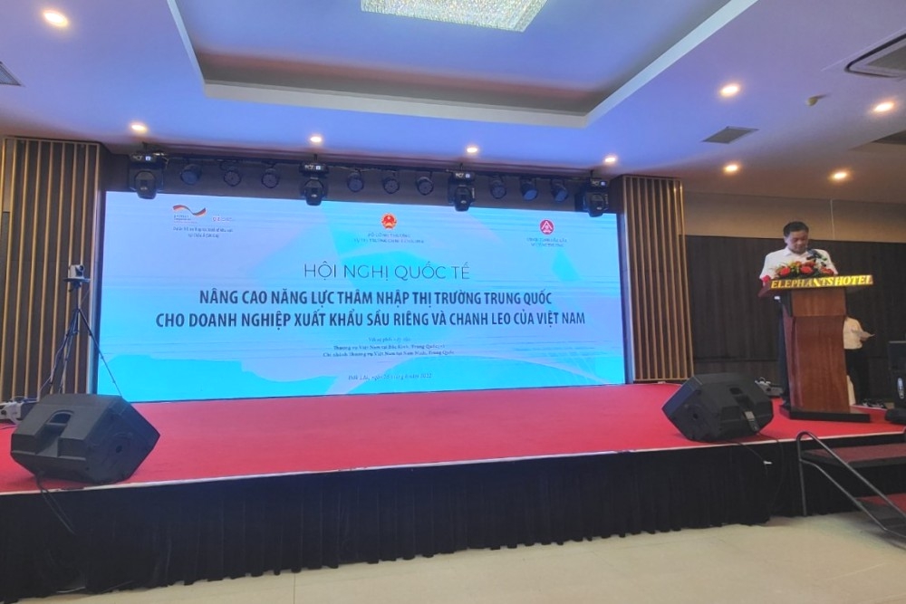 Nâng cao năng lực cho doanh nghiệp xuất khẩu sầu riêng và chanh leo vào thị trường Trung Quốc - Ảnh 1. Nâng cao năng lực cho doanh nghiệp xuất khẩu sầu riêng và chanh leo vào thị trường Trung Quốc - Ảnh 1.