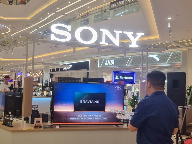 Khai trương Sony Center tại Vincom Mega Mall Hà Nội: người dùng thêm nhiều trải nghiệm - Ảnh 2.