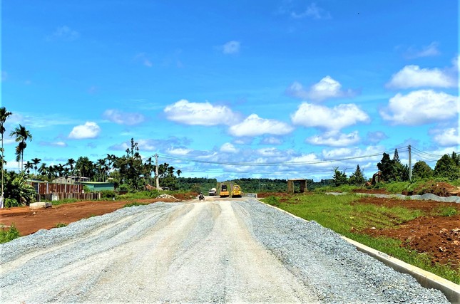 Ngổn ngang đường nghìn tỷ trước ‘lệnh’ thông xe ngày 2/9 - Ảnh 3.