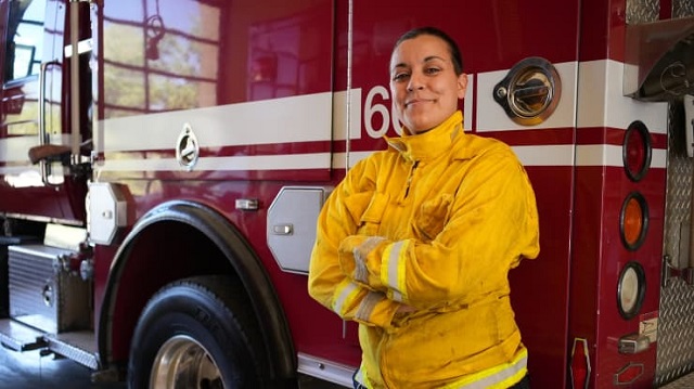 Luật sư kiêm lính cứu hỏa: Thay đổi ở tuổi 36 để thấy mình có một cuộc sống thật sự - Ảnh 1.