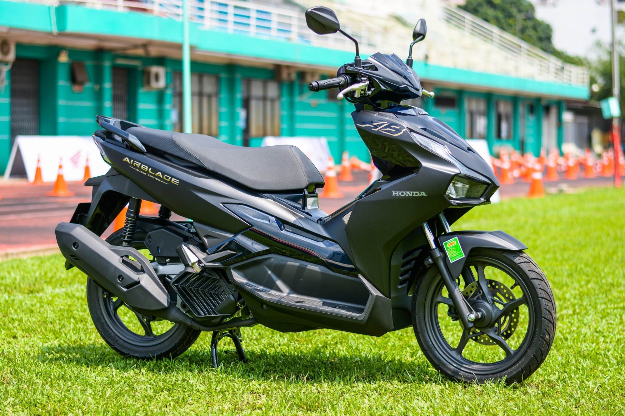Honda giới thiệu mẫu mô tô mini Navi 110 2022