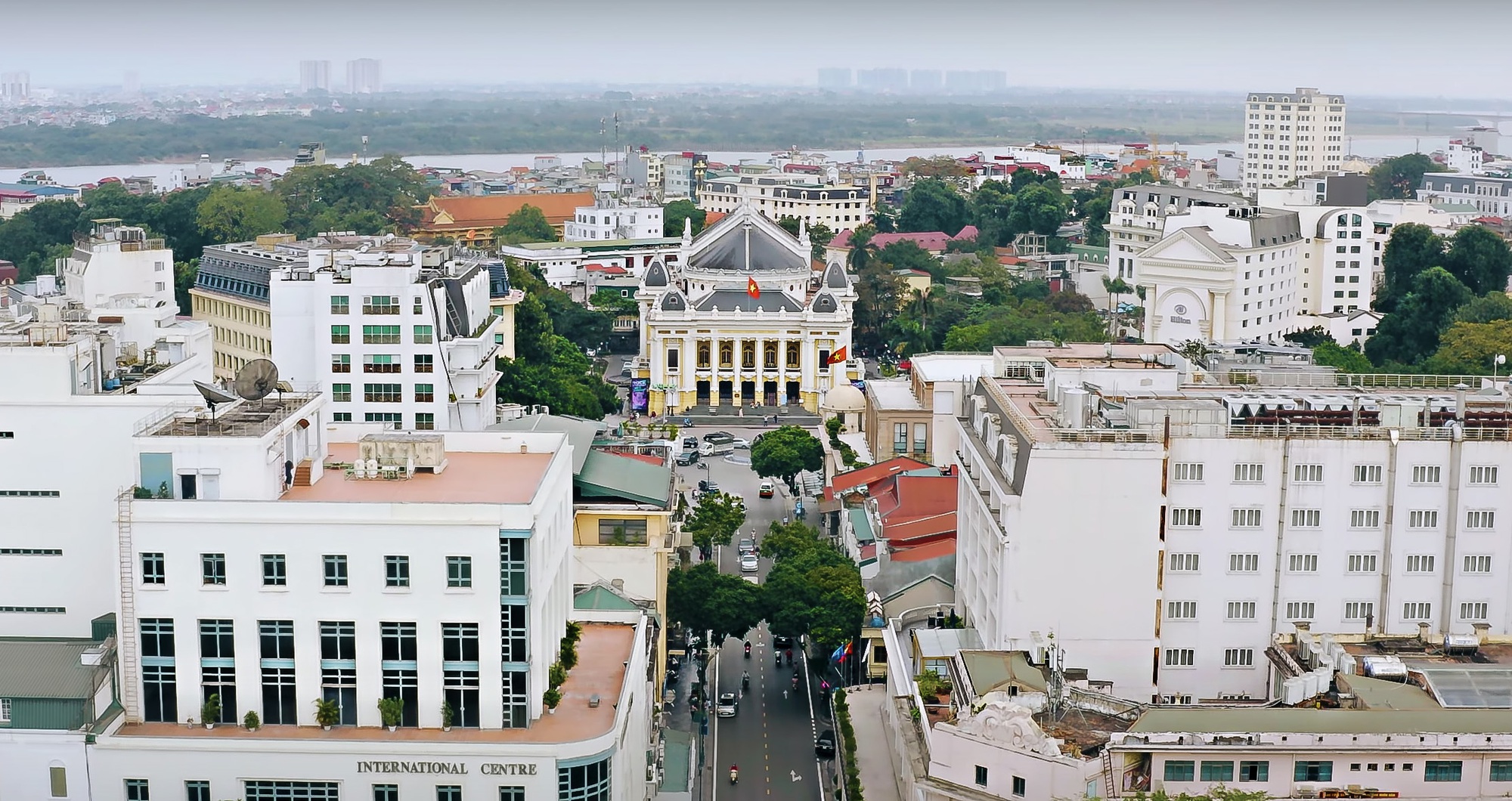 Quận nhỏ nhất Thủ đô nhưng thu ngân sách bằng 7 tỉnh cộng lại - Ảnh 1. Quận nhỏ nhất Thủ đô nhưng thu ngân sách bằng 7 tỉnh cộng lại - Ảnh 1.